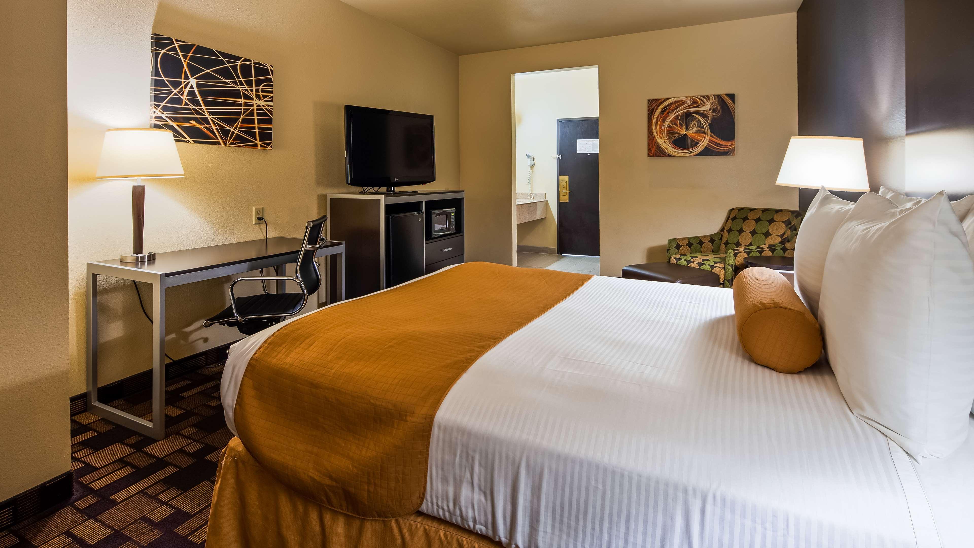 Best Western Windsor Pointe Hotel & Suites-At&T Center San Antonio Exterior photo